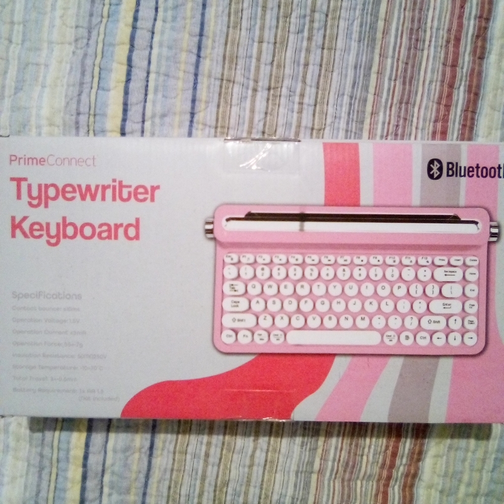 Prime Connect Wireless Typewriter Keyboard Bluetooth Pink